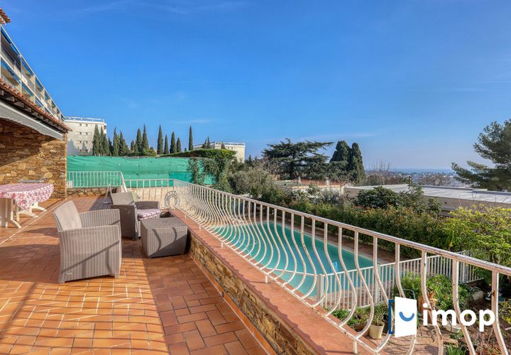 Villa i Toulon, Var, Toulon - € 937.900 | Ref: 02f14b3ec304226 - foto 1