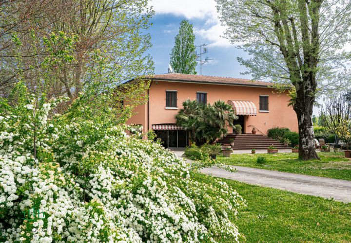 Villa a Castenaso, Bologna, Castenaso - € 990.000 | Ref: DIR990ASE - foto 1