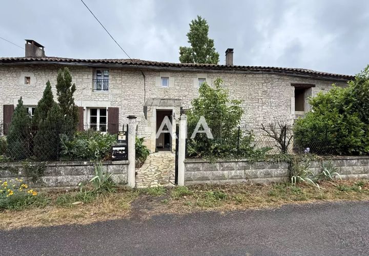Masia a Les Adjots, Charente, Les Adjots - € 100.000 | Ref: 1329 - foto 1