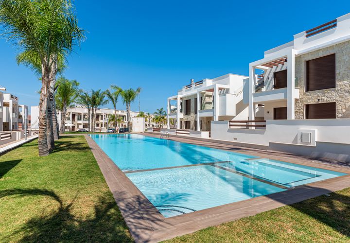 Lejlighed i Torrevieja, Alicante, Torrevieja - € 320.000 | Ref: NBCB-54562 - foto 1