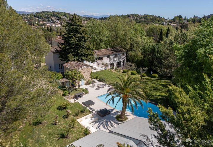 Villa i Valbonne, Alpes-Maritimes, Valbonne - € 3.295.000 | Ref: HH-15827864 - foto 1