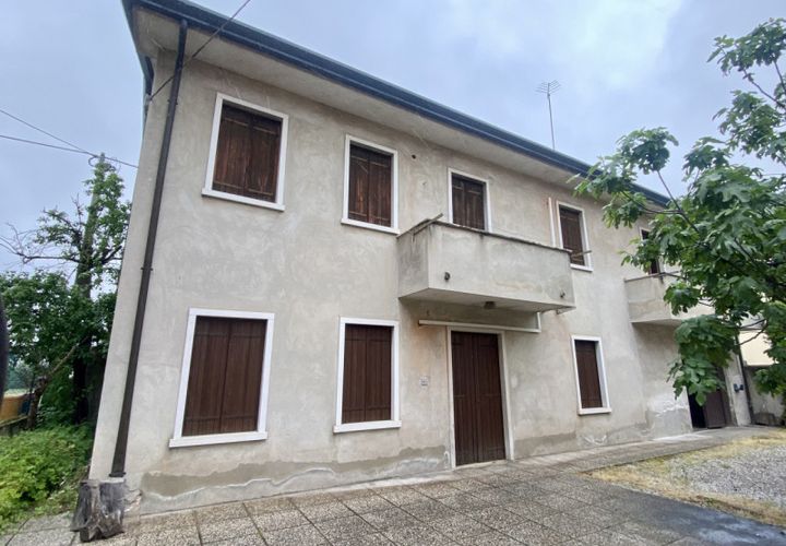 Villa i Castelfranco Veneto, Treviso, Castelfranco Veneto - € 170.000 | Ref: S17 - foto 1
