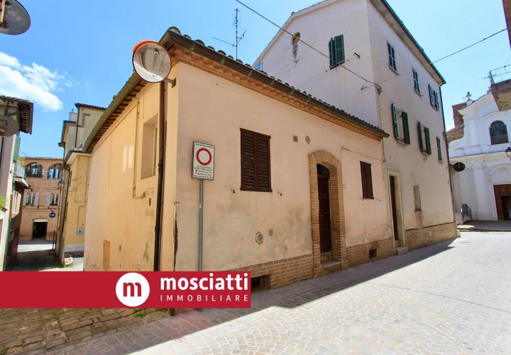 Villa a Matelica, Macerata, Matelica - € 39.000 | Ref: 1370 - foto 1