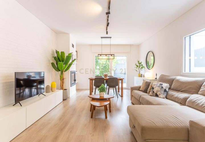 Villa i Quinta do Conde, Setubal, Quinta do Conde - € 470.000 | Ref: C0364-05915 - foto 1