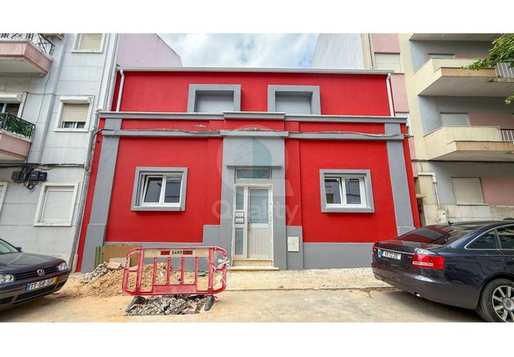 Villa i Barreiro, Setubal, Barreiro - € 425.000 | Ref: QRJD2424 - foto 1