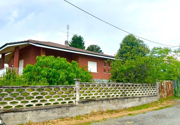 Villa i Nole, Turin, Nole - € 219.000 | Ref: 036VILLA - foto 1
