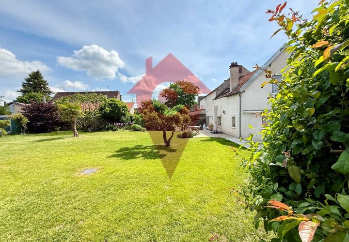 Villa em Orgeval, Yvelines, Orgeval - € 849.000 | Ref: getkey_u_528635702 - foto 1