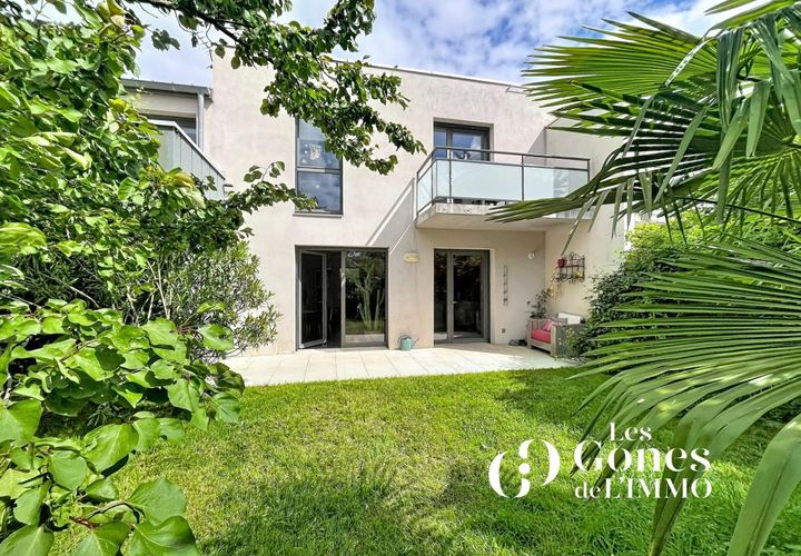Byhus i Francheville, Rhone, Francheville - € 460.000 | Ref: getkey_u_527815928 - foto 1