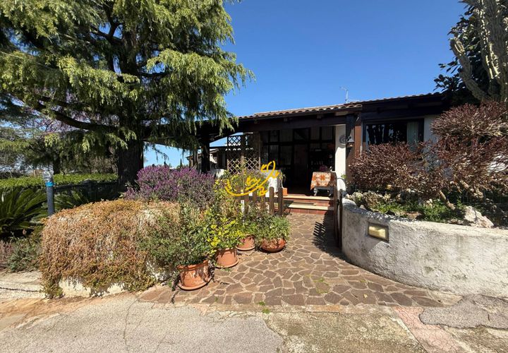 Villa a Monopoli, Bari, Monopoli - € 550.000 | Ref: R 560 - foto 1
