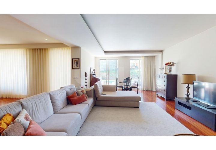 Villa i Braga, Braga, Braga - € 1.100.000 | Ref: UNU-F4-04-2_1 - foto 1