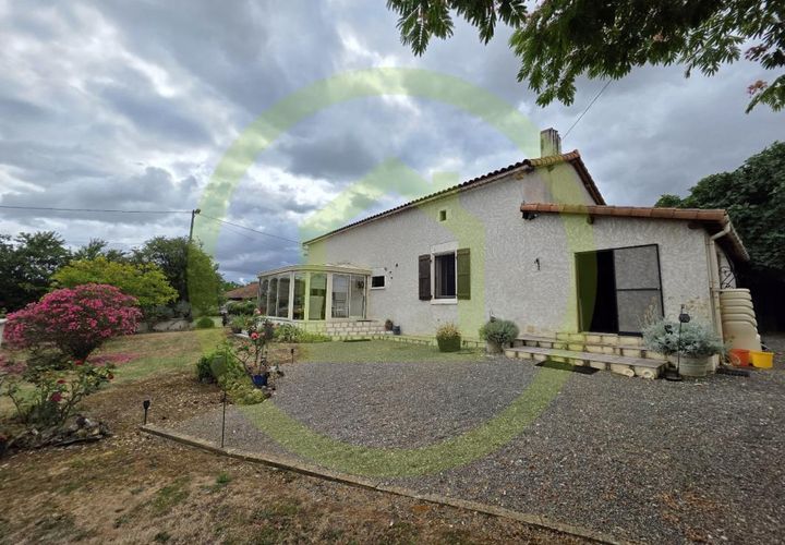 Villa i Cellefrouin, Charente, Cellefrouin - € 185.000 | Ref: 3011439508 - foto 1