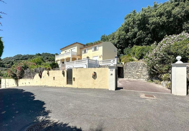 Villa a Biot, Alpes-Maritimes, Biot - € 1.890.000 | Ref: 3011443143 - foto 1