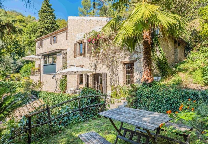 Villa a Carros, Alpes-Maritimes, Carros - € 895.000 | Ref: 68799D9014BB8D4F - foto 1