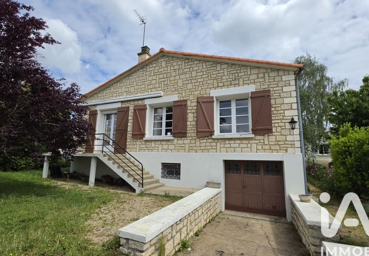 Villa a Buxerolles, Vienne, Buxerolles - € 199.000 | Ref: 13001 - foto 1
