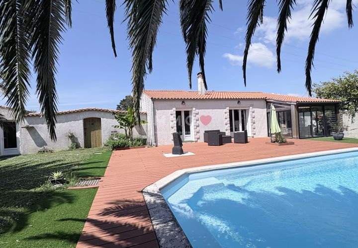 Villa i Saint-Georges-d'Oleron, Charente-Maritime, Saint-Georges-d'Oleron - € 559.000 | Ref: 86388791 - foto 1