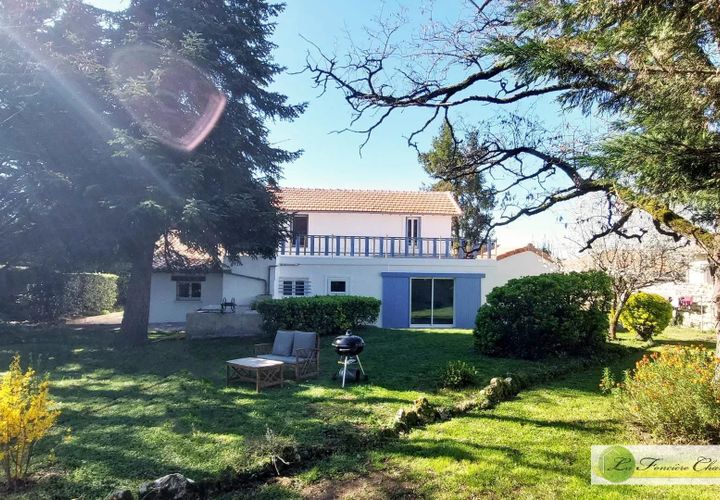 Villa a Soyaux, Charente, Soyaux - € 312.000 | Ref: 8087 - foto 1