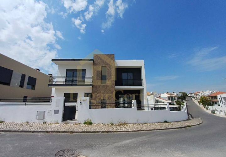 Villa i Laranjeiro, Setubal, Laranjeiro - € 695.000 | Ref: 1992 - foto 1