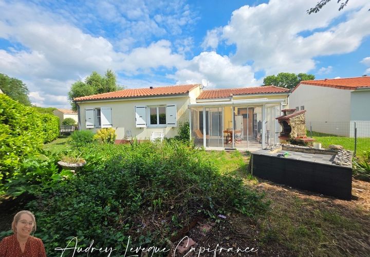 Villa a Surgeres, Charente-Maritime, Surgeres - € 184.450 | Ref: 340930696161 - foto 1