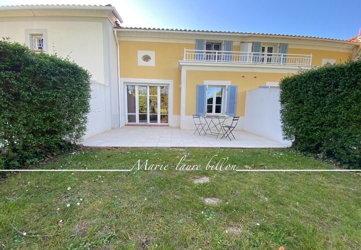 Villa a Coëx, Vendee, Coëx - € 189.000 | Ref: 340937826921 - foto 1