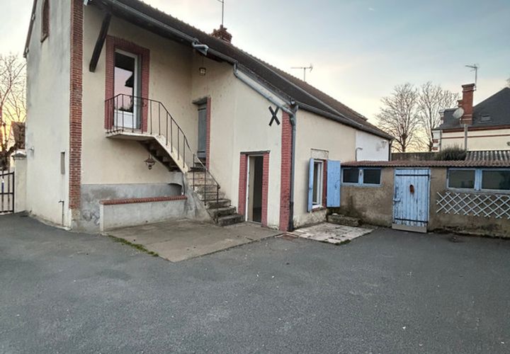 Villa a Briare, Loiret, Briare - € 81.000 | Ref: 340932724044 - foto 1