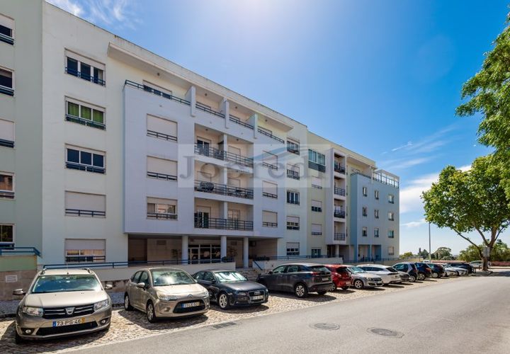 Lejlighed i Carcavelos, Lisbon, Carcavelos - € 650.000 | Ref: 2923 - foto 1