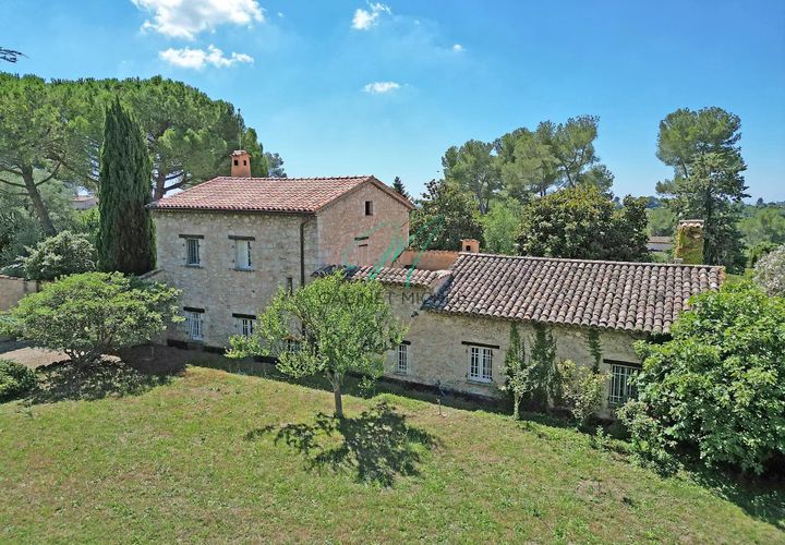 Villa i Le Rouret, Alpes-Maritimes, Le Rouret - € 2.120.000 | Ref: 84729237 - foto 1