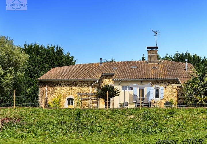 Villa a Ossages, Landes, Ossages - € 345.000 | Ref: 340935972714 - foto 1