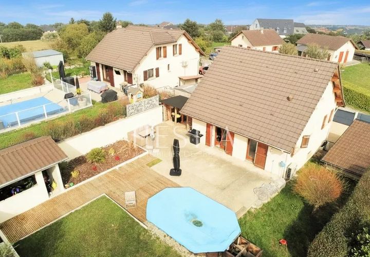 Villa a Versonnex, Haute-Savoie, Versonnex - € 469.000 | Ref: 87007999 - foto 1