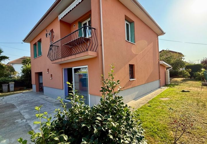 Villa a Tarbes, Hautes-Pyrenees, Tarbes - € 165.000 | Ref: 340930408692 - foto 1