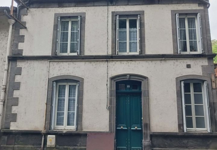 Byhus i Thiers, Puy-de-Dome, Thiers - € 75.000 | Ref: 340935735583 - foto 1