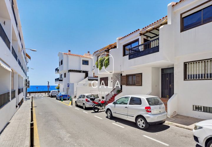 Rækkehus i Playa San Juan, Tenerife, Playa San Juan - € 400.000 | Ref: 1372 - foto 1