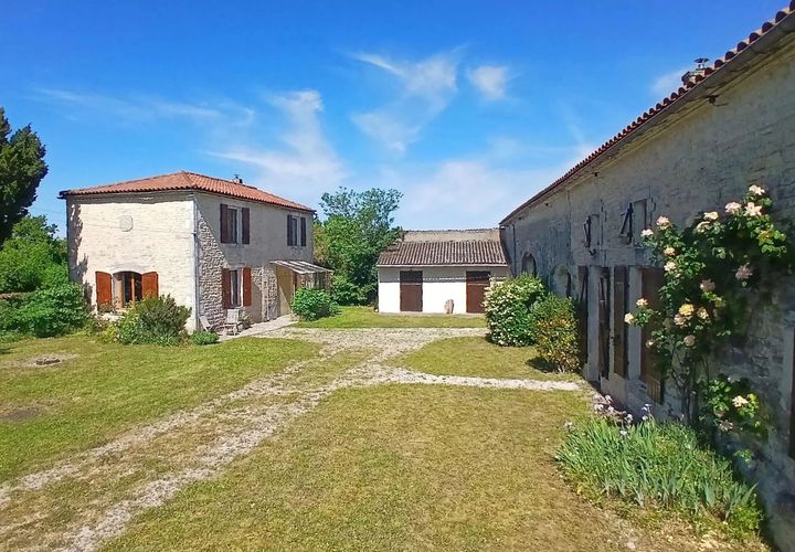 Villa a Matha, Charente-Maritime, Matha - € 224.950 | Ref: BVI77819 - foto 1