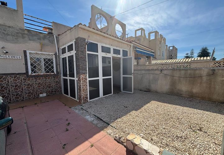 Bungalou a Torrevieja, Alicante, Torrevieja - € 114.900 | Ref: B273/3390 - foto 1