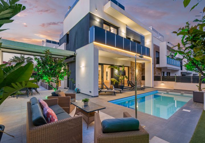 Villa i Cabo Roig, Alicante, Cabo Roig - € 719.000 | Ref: R-58423 - foto 1