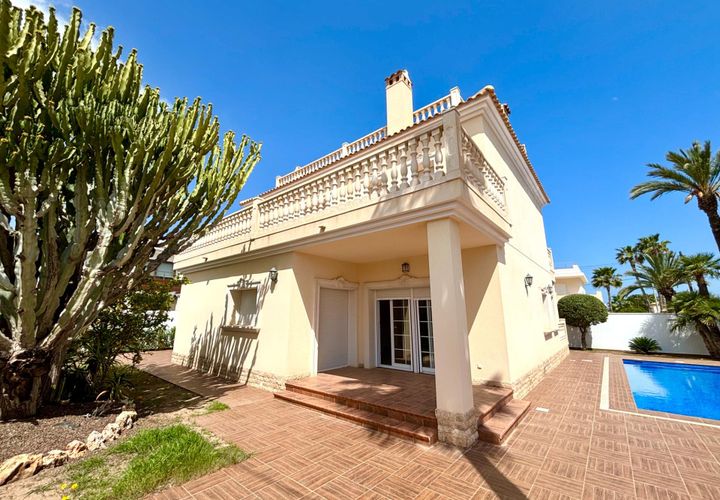 Villa a Cabo Roig, Alicante, Cabo Roig - € 910.000 | Ref: MLSC1421021 - foto 1