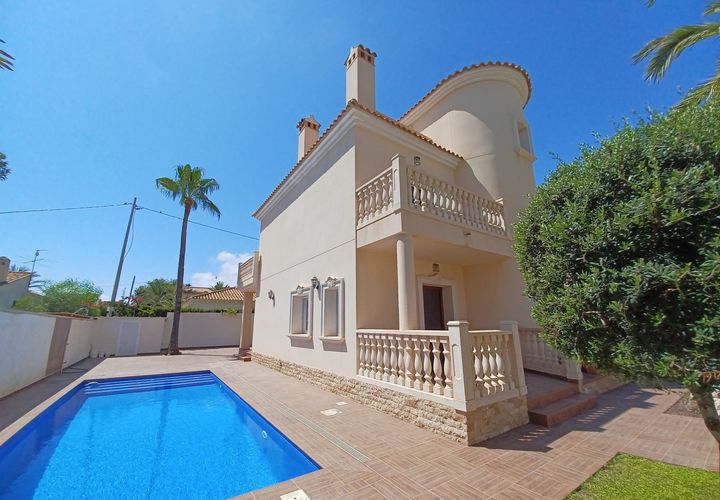 Villa a Cabo Roig, Alicante, Cabo Roig - € 910.000 | Ref: MLSC7062272 - foto 1