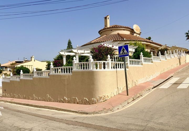 Villa a Ciudad Quesada, Alicante, Ciudad Quesada - € 385.000 | Ref: MLSC8709294 - foto 1