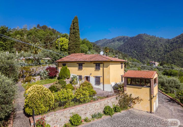 Landejendom i Pescia, Pistoia, Pescia - € 450.000 | Ref: R07185PERU - foto 1