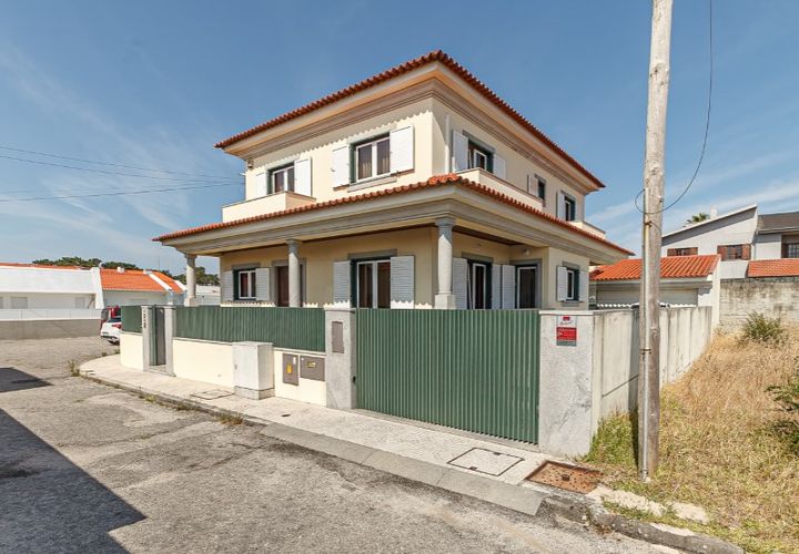 Villa a Esmoriz, Aveiro, Esmoriz - € 675.000 | Ref: HAB_6 - foto 1