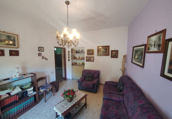 L'establiment comercial a Ceccano, Frosinone, Ceccano - € 119.000 | Ref: 2195 - foto 1