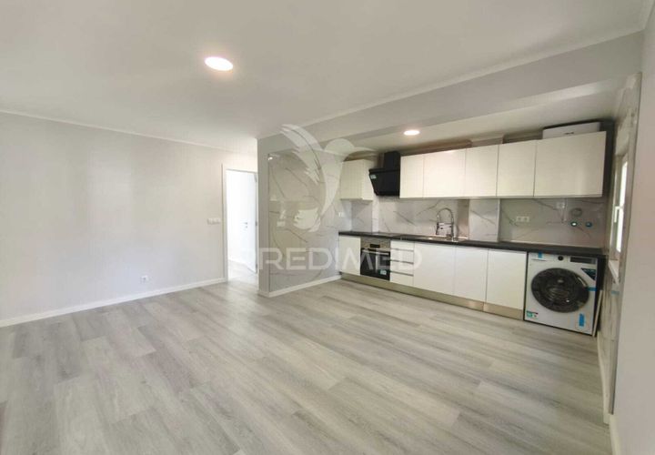 Lejlighed i Almada, Setubal, Almada - € 295.000 | Ref: 056009 - foto 1