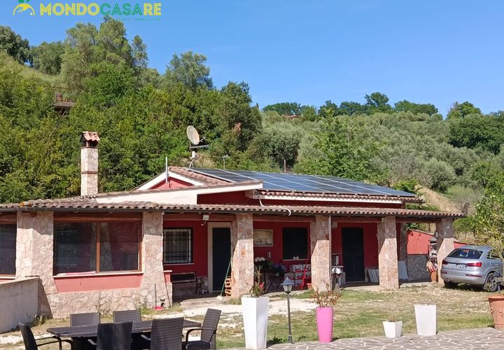 Villa a Monterotondo, Rome, Monterotondo - € 650.000 | Ref: 1001491 - foto 1