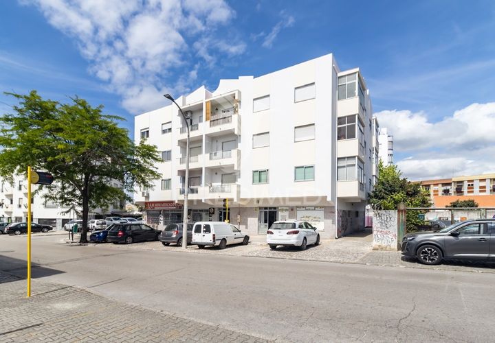 Lejlighed i Setubal, Setubal, Setubal - € 279.900 | Ref: 060173 - foto 1