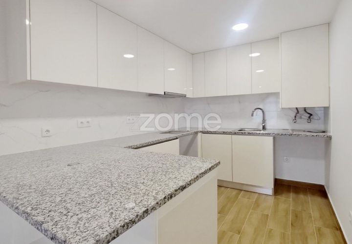 Villa i Batalha, Leiria, Batalha - € 280.000 | Ref: ZMPT588624 - foto 1