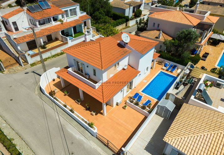 Villa i Lagoa, Faro, Lagoa - € 635.000 | Ref: SPV315 - foto 1