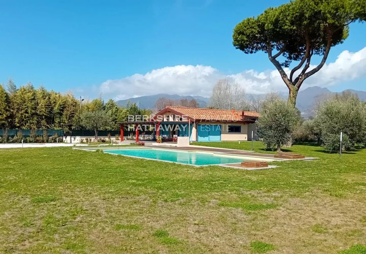 Villa i Pietrasanta, Lucca, Pietrasanta - € 3.400.000 | Ref: ito3116 - foto 1