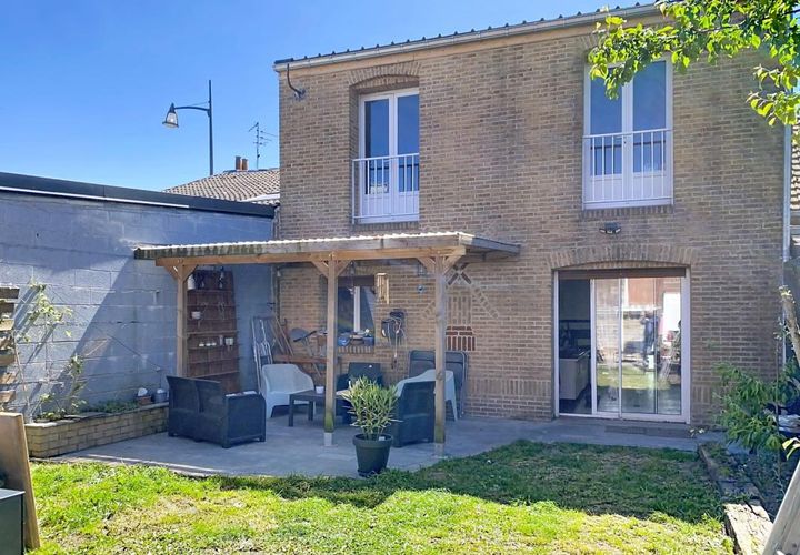 Villa a Armentieres, Nord, Armentieres - € 212.000 | Ref: ARM-39534-TGUBI - foto 1