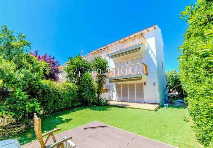 Villa i Sitges, Barcelona, Sitges - € 1.250.000 | Ref: VSIT2622/1087 - foto 1