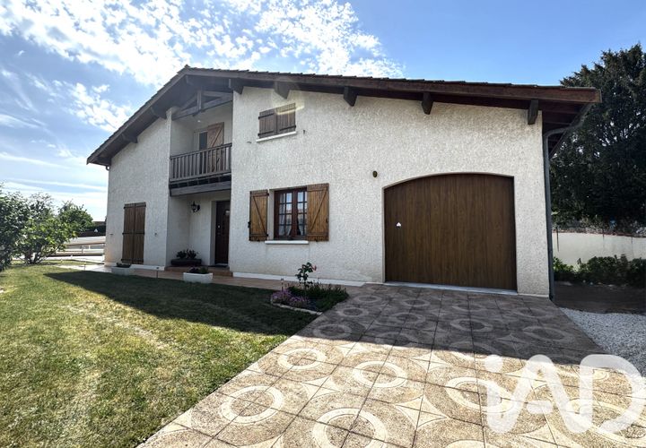 Villa i Blanquefort, Gironde, Blanquefort - € 528.000 | Ref: 57121 - foto 1