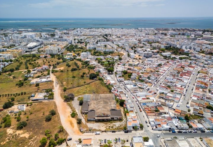 Helårsgrund i Quelfes, Faro, Quelfes - € 8.900.000 | Ref: City-26-20A - foto 1